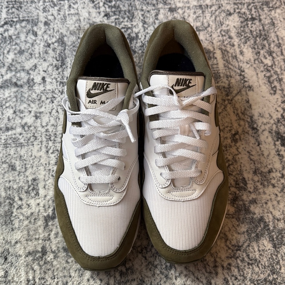 Nike Women's Sneakers - White and Olive